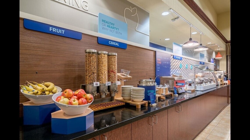 holiday inn express canton by ihg