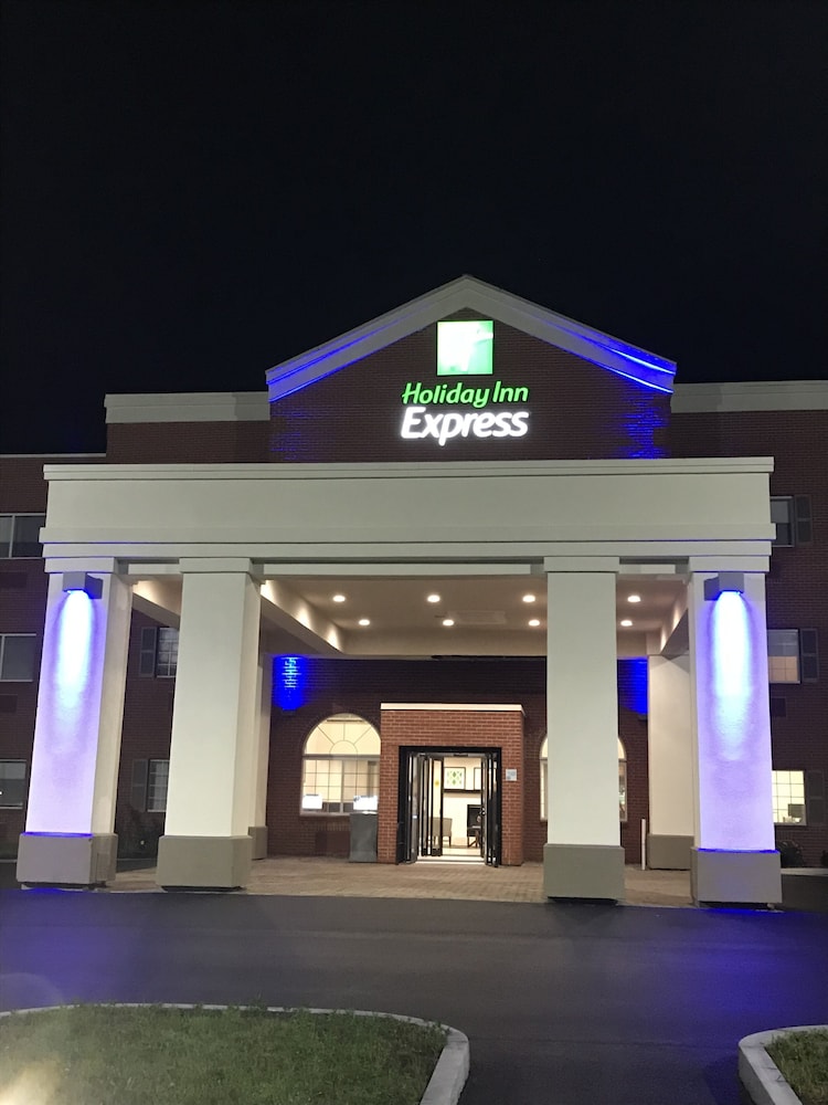 holiday inn express canton by ihg