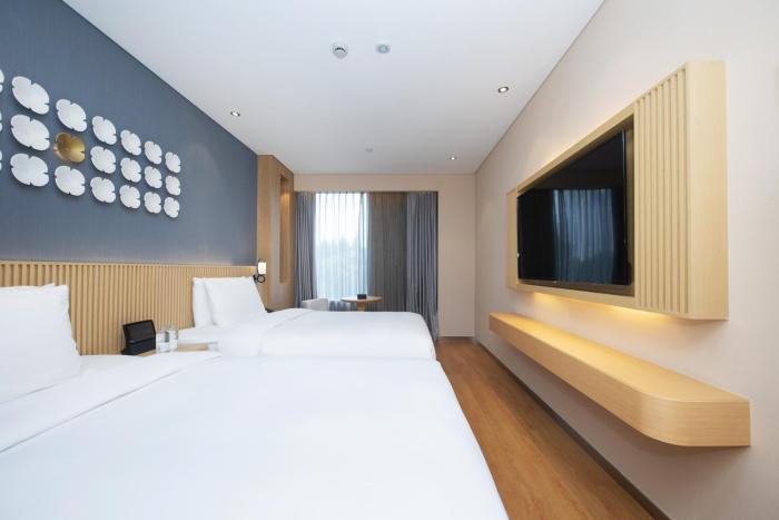 crystal orange hotel