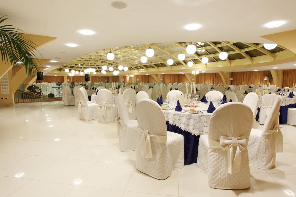 dioscuri bay palace hotel