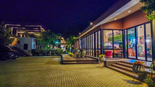 jingle jungle resort khaoyai