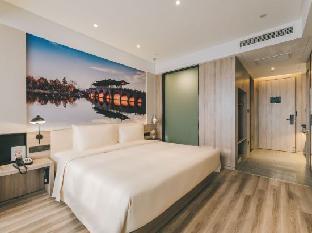 atour hotel kunshan yongda business plaza