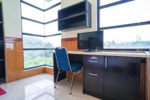 koolkost taman duta depok