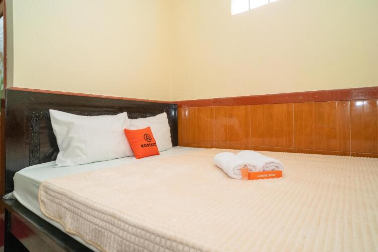 koolkost taman duta depok