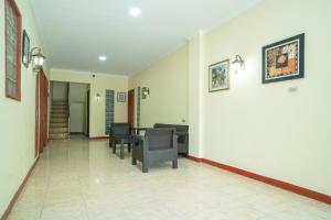 koolkost taman duta depok