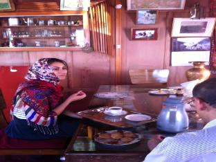 golden flower heritage houseboat