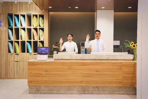 hanting premium hotel chengdu kuanzhai alley bran
