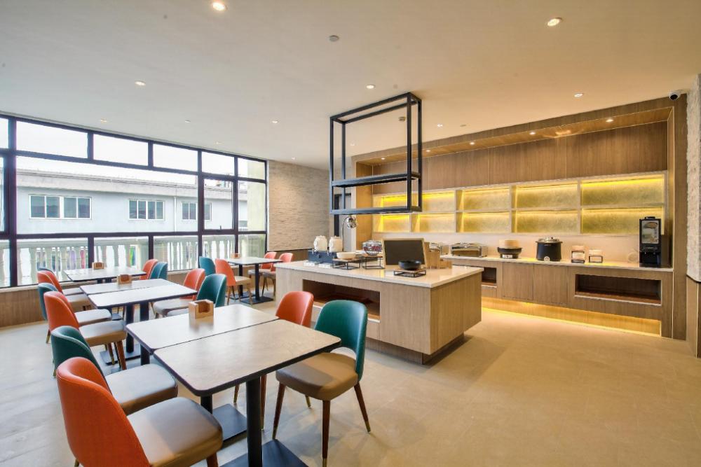 hanting hotel ningbo jishigang outlets