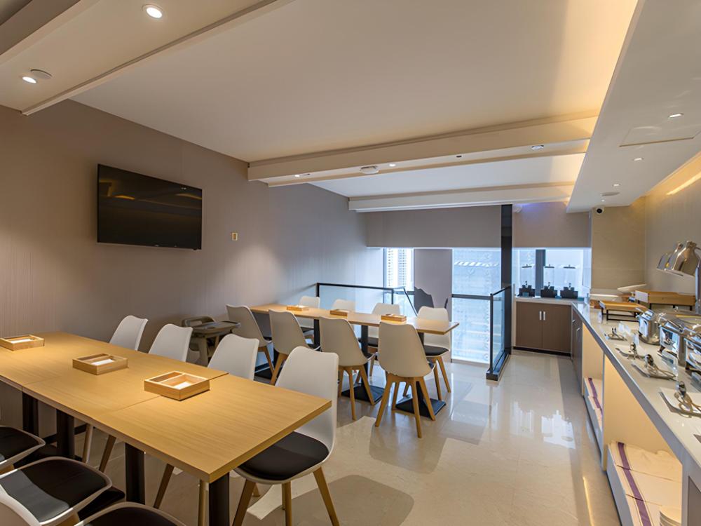 jtour inn nanning east railway station