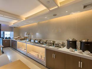 jtour inn nanning east railway station