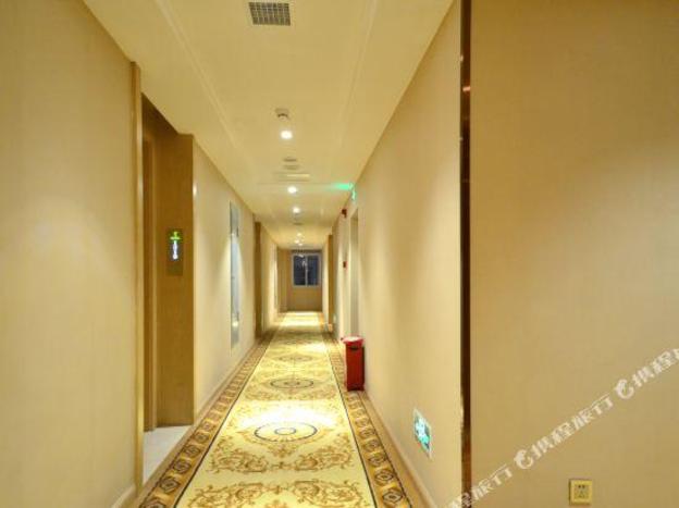 vienna international hotel wuhan guanggu zanglong island