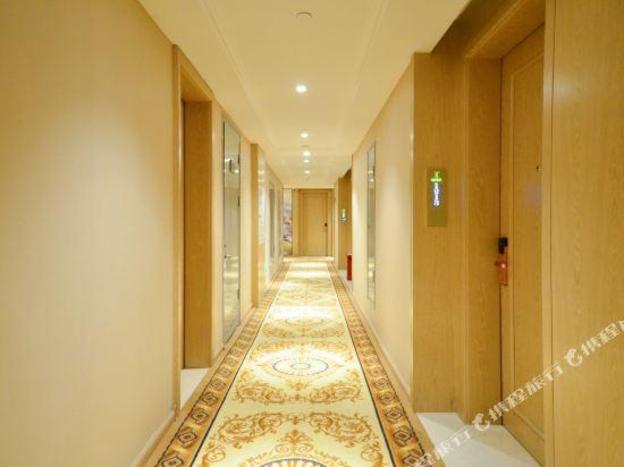 vienna international hotel wuhan guanggu zanglong island