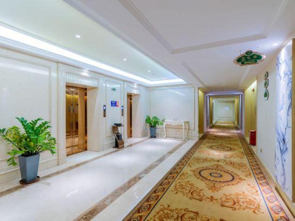 vienna hotel guangdong zhongshan xiaolan high speed railway station