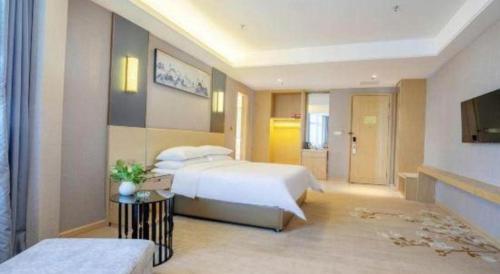 vienna hotel guangdong zhongshan xiaolan high speed railway station