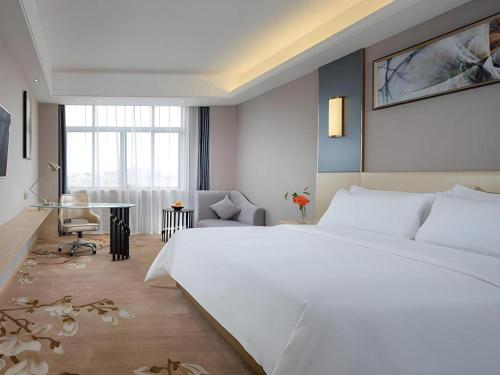 vienna hotel guangdong zhongshan xiaolan high speed railway station