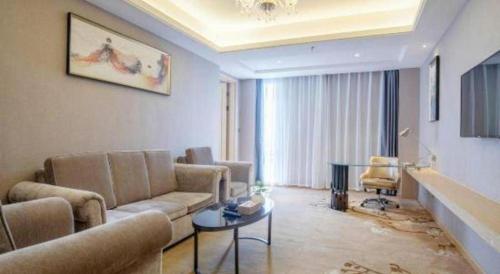 vienna hotel guangdong zhongshan xiaolan high speed railway station