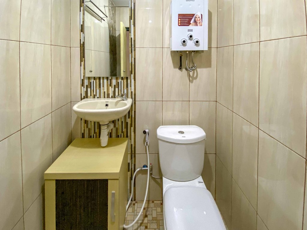 tinis guest house malang redpartner