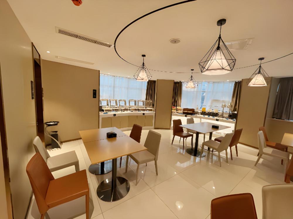 city comfort inn baoding railway station