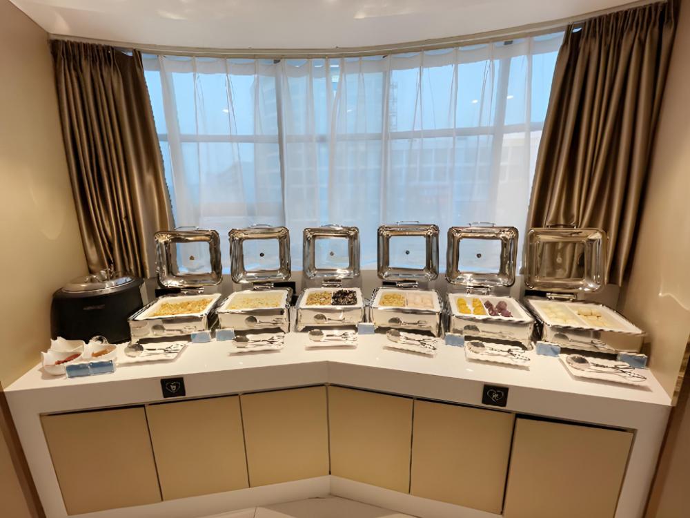 city comfort inn baoding railway station