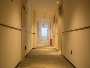 city comfort inn baoding railway station