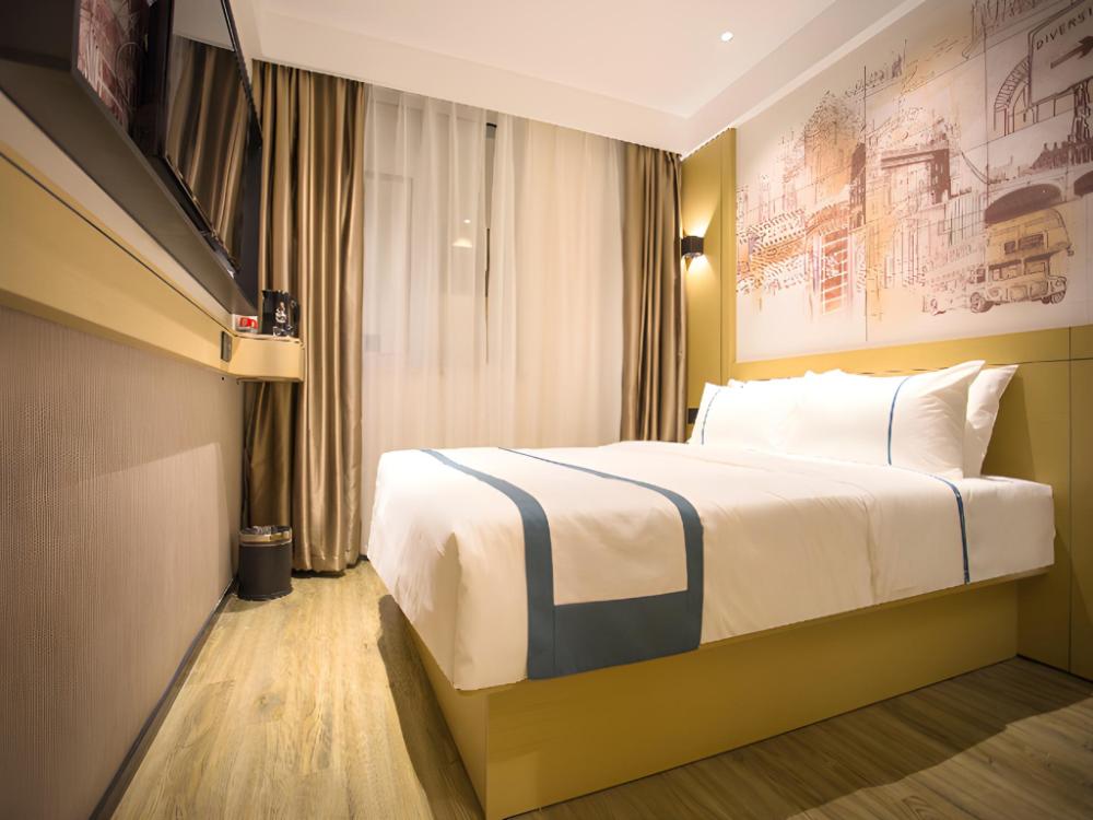 city comfort inn baoding railway station