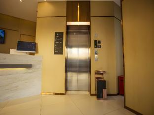 city comfort inn baoding railway station