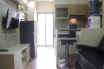 private and stylish 2br at gateway apartment ahmad yani cicadas