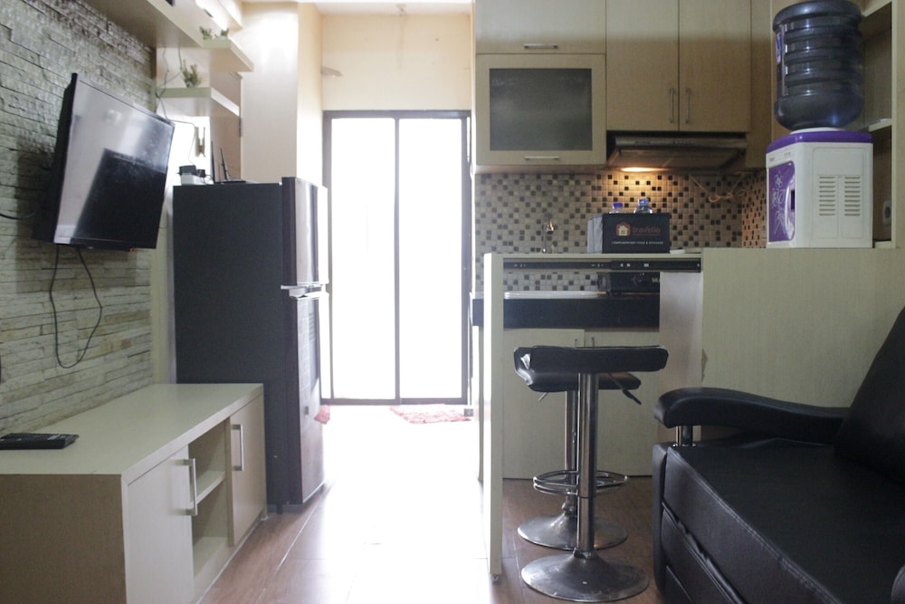 private and stylish 2br at gateway apartment ahmad yani cicadas