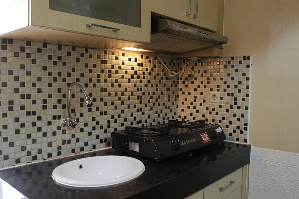 private and stylish 2br at gateway apartment ahmad yani cicadas