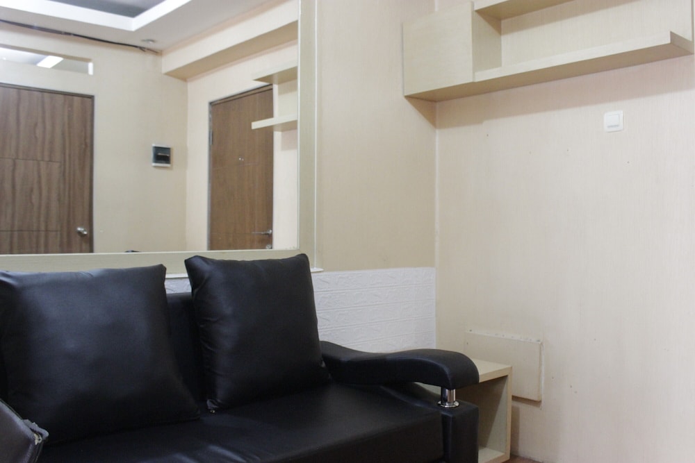 private and stylish 2br at gateway apartment ahmad yani cicadas