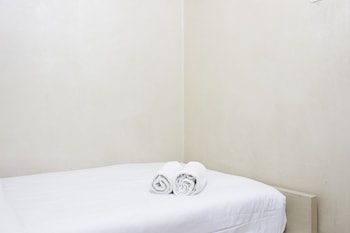 private and stylish 2br at gateway apartment ahmad yani cicadas