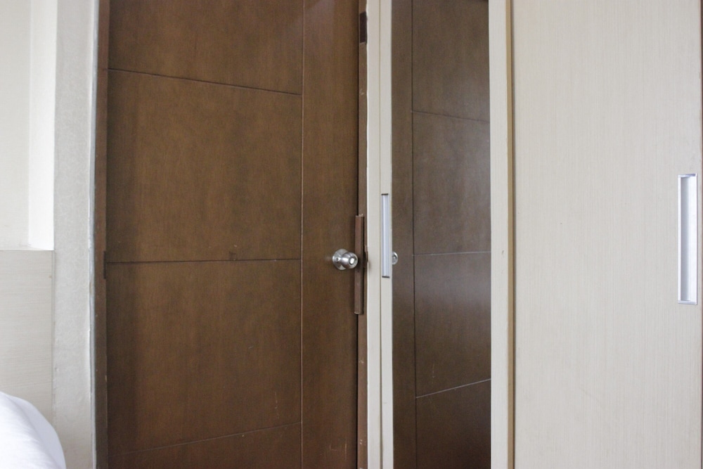 private and stylish 2br at gateway apartment ahmad yani cicadas