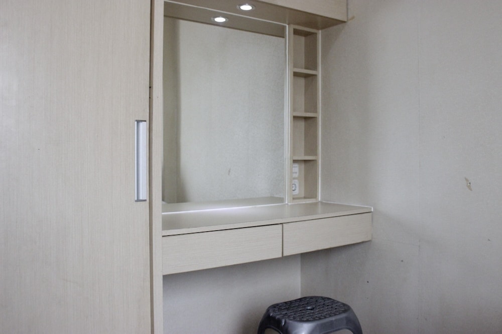 private and stylish 2br at gateway apartment ahmad yani cicadas