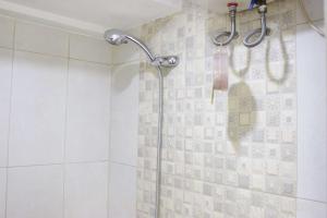 private and stylish 2br at gateway apartment ahmad yani cicadas