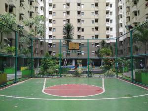 private and stylish 2br at gateway apartment ahmad yani cicadas
