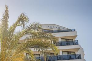 aurasia beach hotel