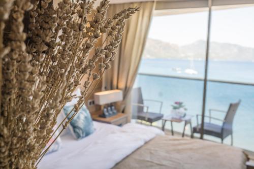 aurasia beach hotel