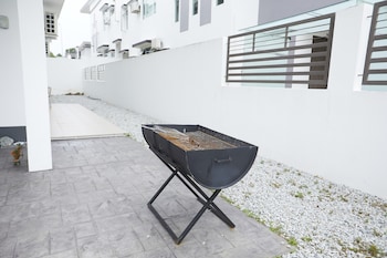 Desaru Arcadia Villa By Convergence,,3 star