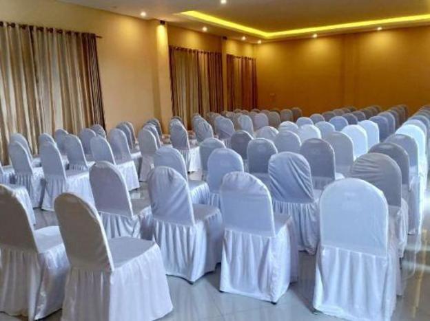 oak tree glamping resort