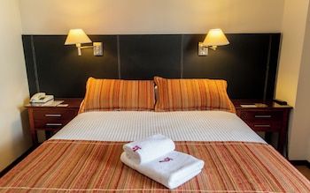 Hotel Augustus,Alto Comedero>>San Salvador De Jujuy,3 star
