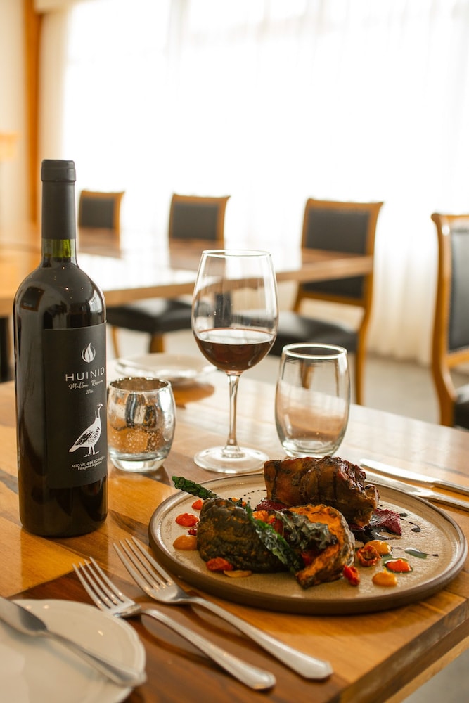 huinid bustillo hotel and spa