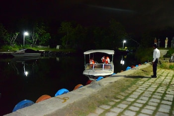 guruge kings island resort