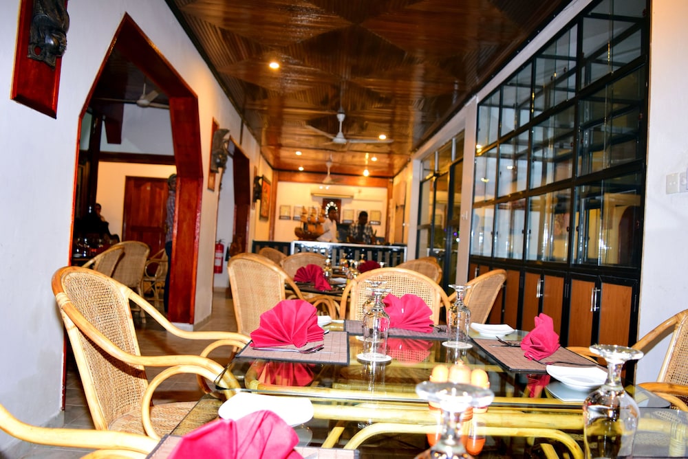 guruge kings island resort