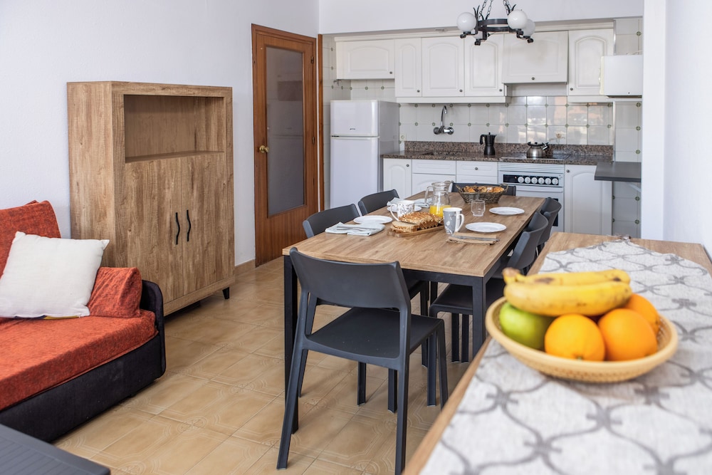 rv hotels apartamentos la pineda