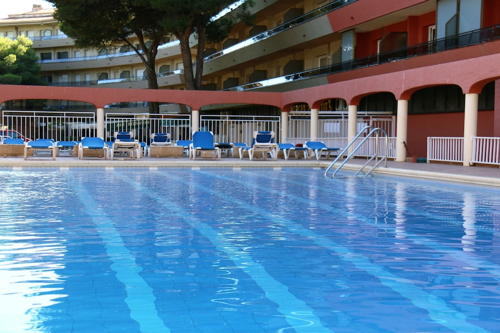 rv hotels apartamentos la pineda