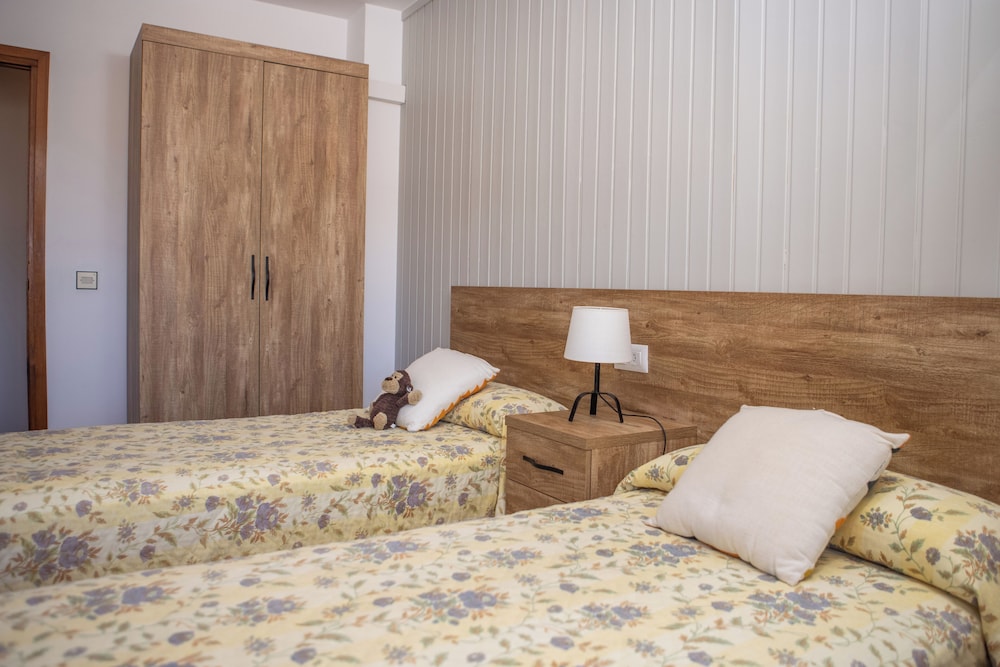 rv hotels apartamentos la pineda