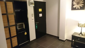 the venue residence and cabaret