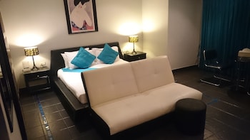 the venue residence and cabaret