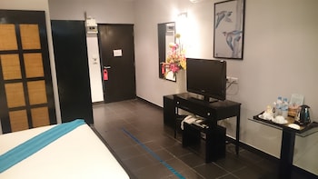 the venue residence and cabaret