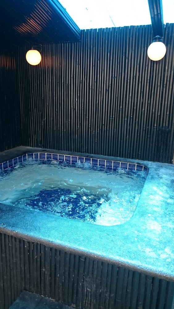 the venue residence and cabaret